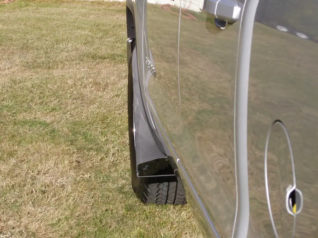 GMC 1500 front mud flaps, 2014 – 2018