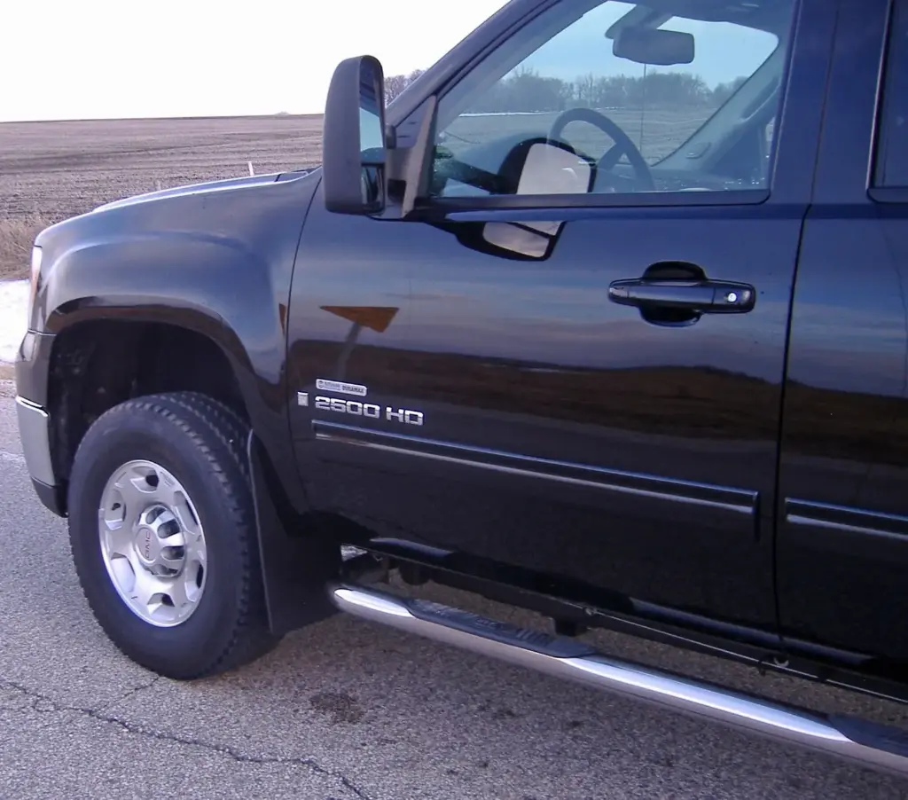 GMC 2500/3500 front mud flaps, 2007.5 – 2014