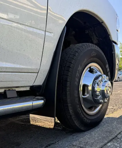 [0040] Ram 2500/3500 front mud flaps, 2013 – current dually, 2014 – current, single rear wheel